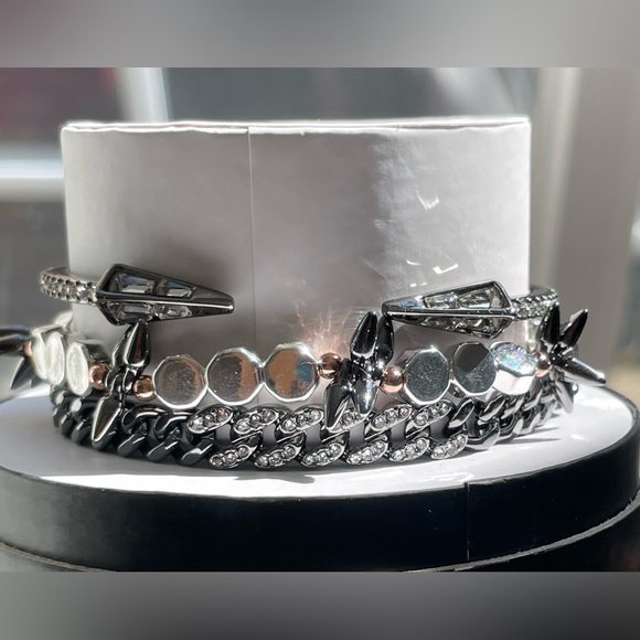 Bomb Party Fall Luxe Stacks 2024 She’s Edgy But Timeless - Picture 3 of 10